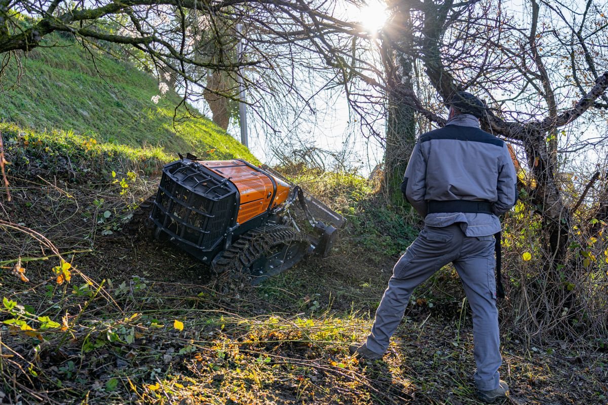 Motormäher del tipo Energreen RoboEVO | Ferngesteuerter Geräteträger, Gebrauchtmaschine en Krustetten (Imagen 8)